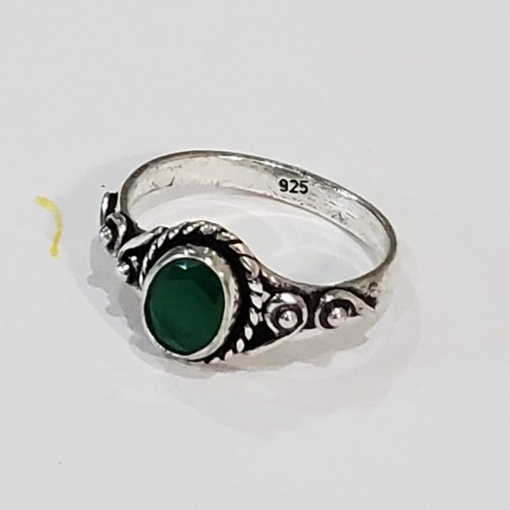 Emerald Gemstone 925 Silver Handmade Vintage Anti… - image 1